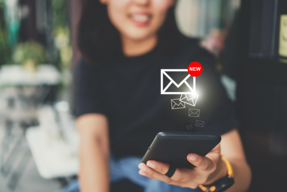can I trace a text message
